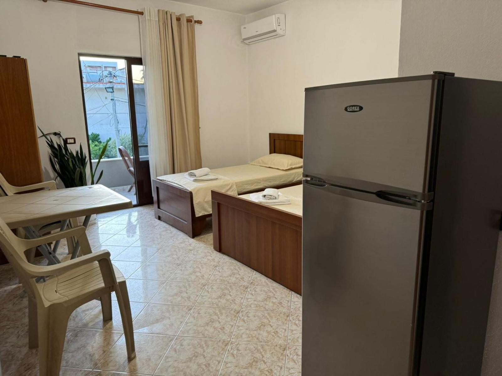 Melas Villa Durrës Exterior foto